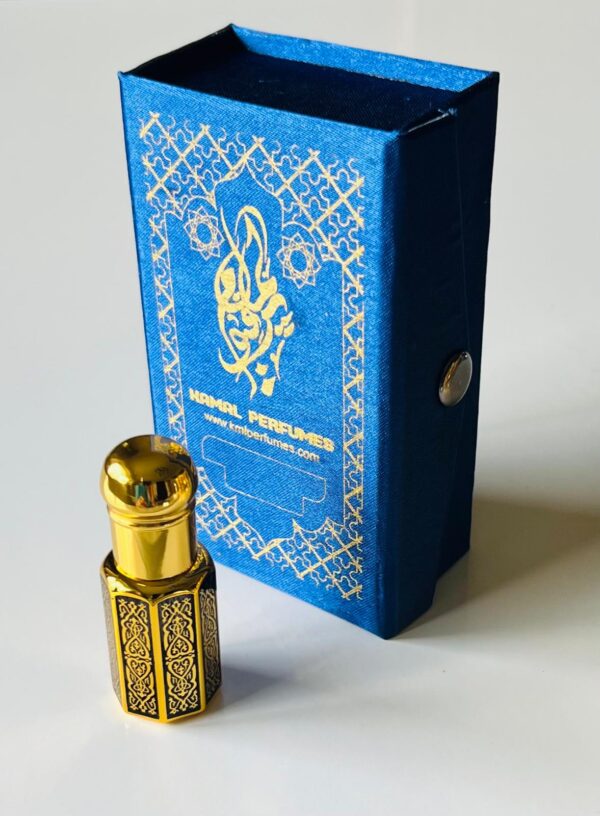 OUD 37 Attar