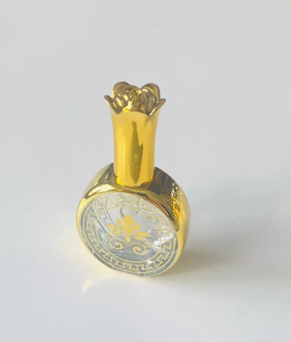 Glass Golden Spray Bottle 20ml Empty Refillable Perfume Pocket-Size Random one - Image 7